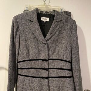 Studio 1 Women's Gray Jacket and matching skirt